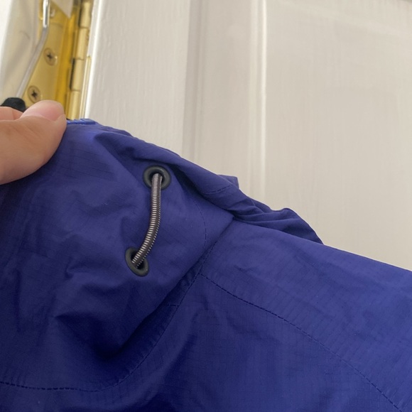 Purple light rain jacket - Picture 6 of 10